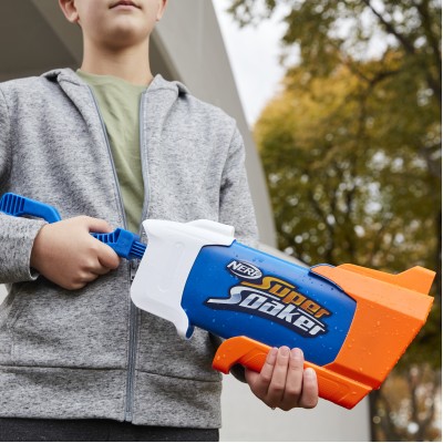 Водний бластер Nerf Super Soaker Rainstorm Hasbro Водний бластер Nerf Super Soaker Rainstorm Hasbro